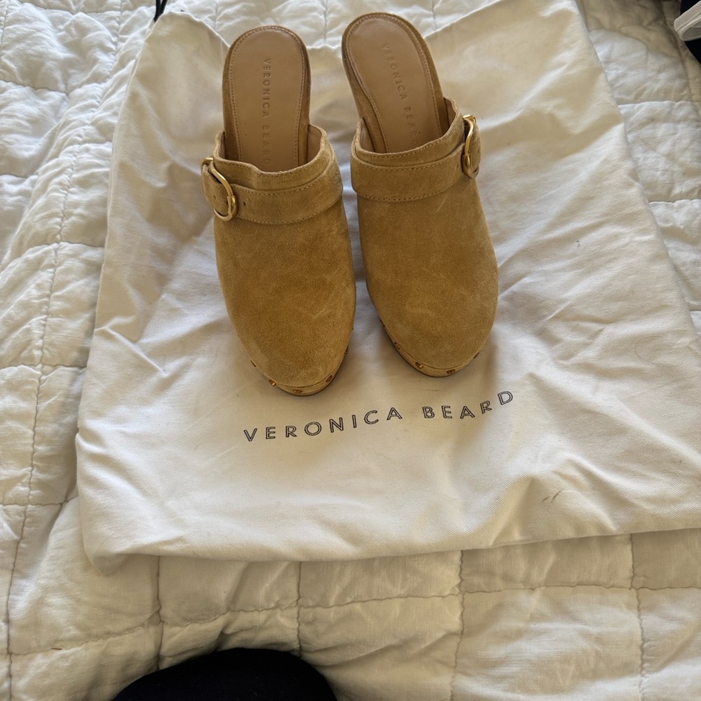 Veronica Beard Tan Suede Buckle Clog Mules -New never worn with dust bag